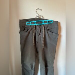 North Face Dome Pant - Size 8 - Olive Green